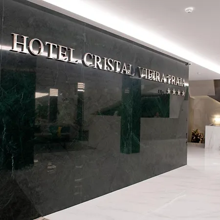 Cristal Vieira & 호텔