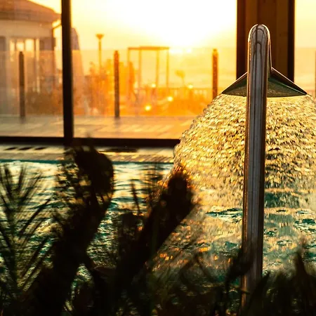 Cristal Vieira & Otel 4*