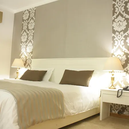 Otel Cristal Vieira & 4*