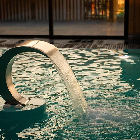 Cristal Vieira & Otel