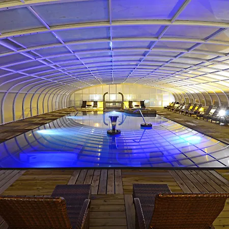 Cristal Vieira & Otel