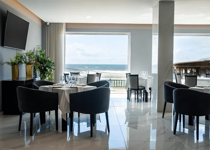 Cristal Vieira & Hotel 4*