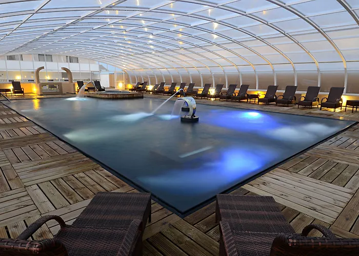 Cristal Vieira & Hotel 4*