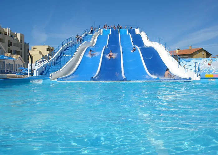 Hotel Cristal Vieira &