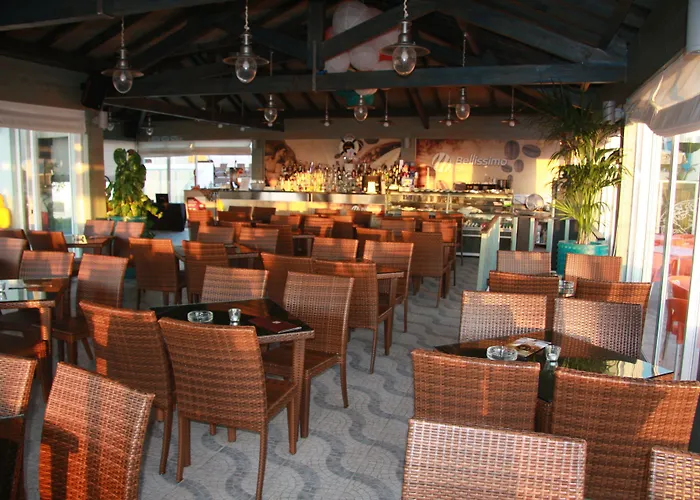 Hotel Cristal Vieira &