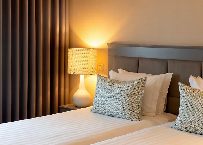 Cristal Vieira & Hotel 4*